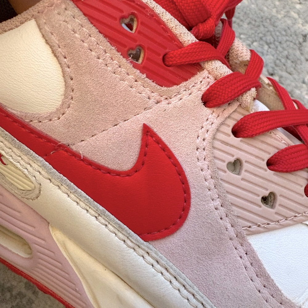 Nike Air Max 90 Valentine’s Day 2021 Sneakers, Women’s size 10 - Picture 7 of 14